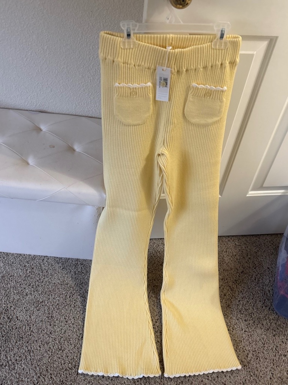 Frankie‘s bikinis pants New with the tag size large